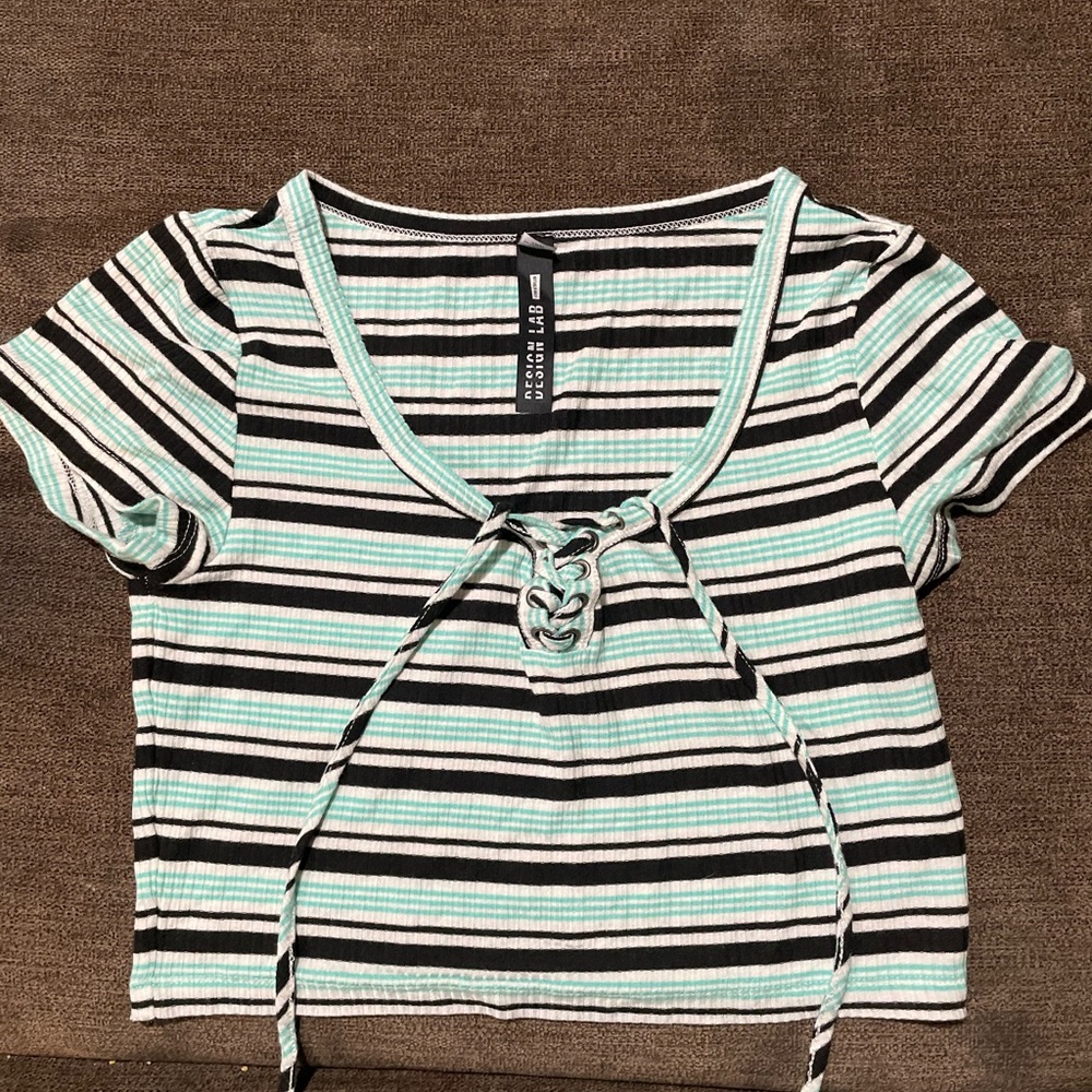 Design lab crop top small